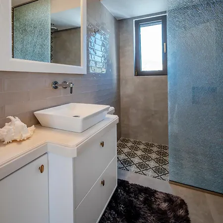 Olive Haven-3br-private Parking-balcony Apartmán *