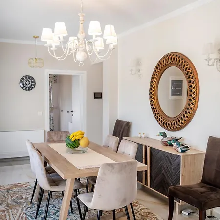 Olive Haven-3br-private Parking-balcony *