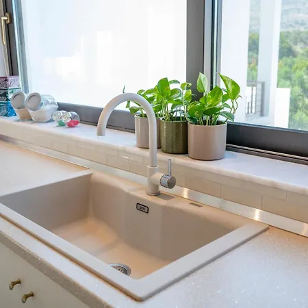 Apartmán Olive Haven-3br-private Parking-balcony
