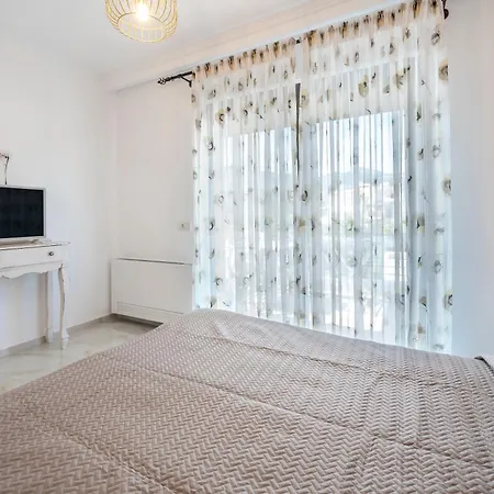 Olive Haven-3br-private Parking-balcony Apartmán Kos