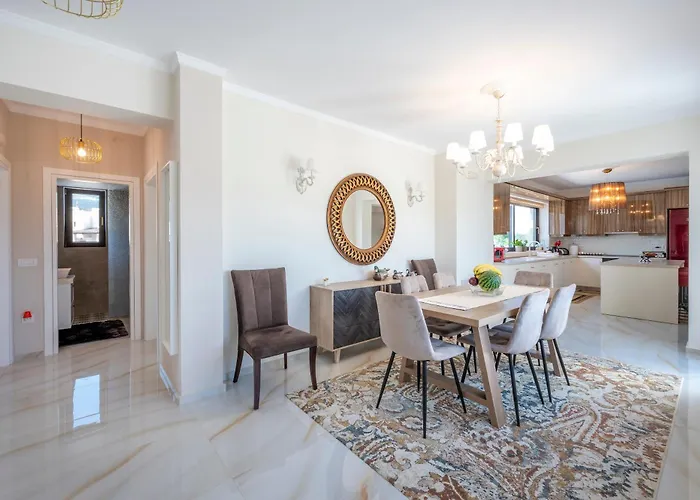 Olive Haven-3br-private Parking-balcony