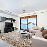 Olive Haven-3br-private Parking-balcony Apartment *