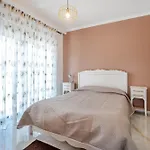 Olive Haven-3br-private Parking-balcony Apartment Kos Town