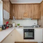 Olive Haven-3br-private Parking-balcony Apartment *