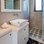 Olive Haven-3br-private Parking-balcony Appartement