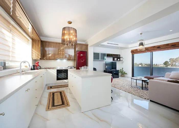 Apartment Olive Haven-3br-private Parking-balcony Kos Town