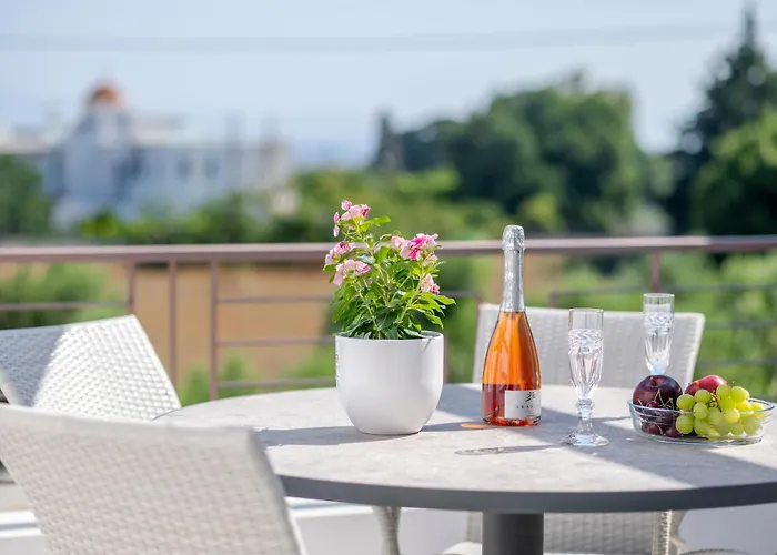 Apartmán Olive Haven-3br-private Parking-balcony