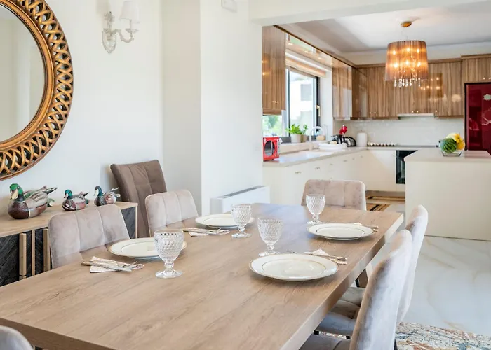 Apartmán Olive Haven-3br-private Parking-balcony